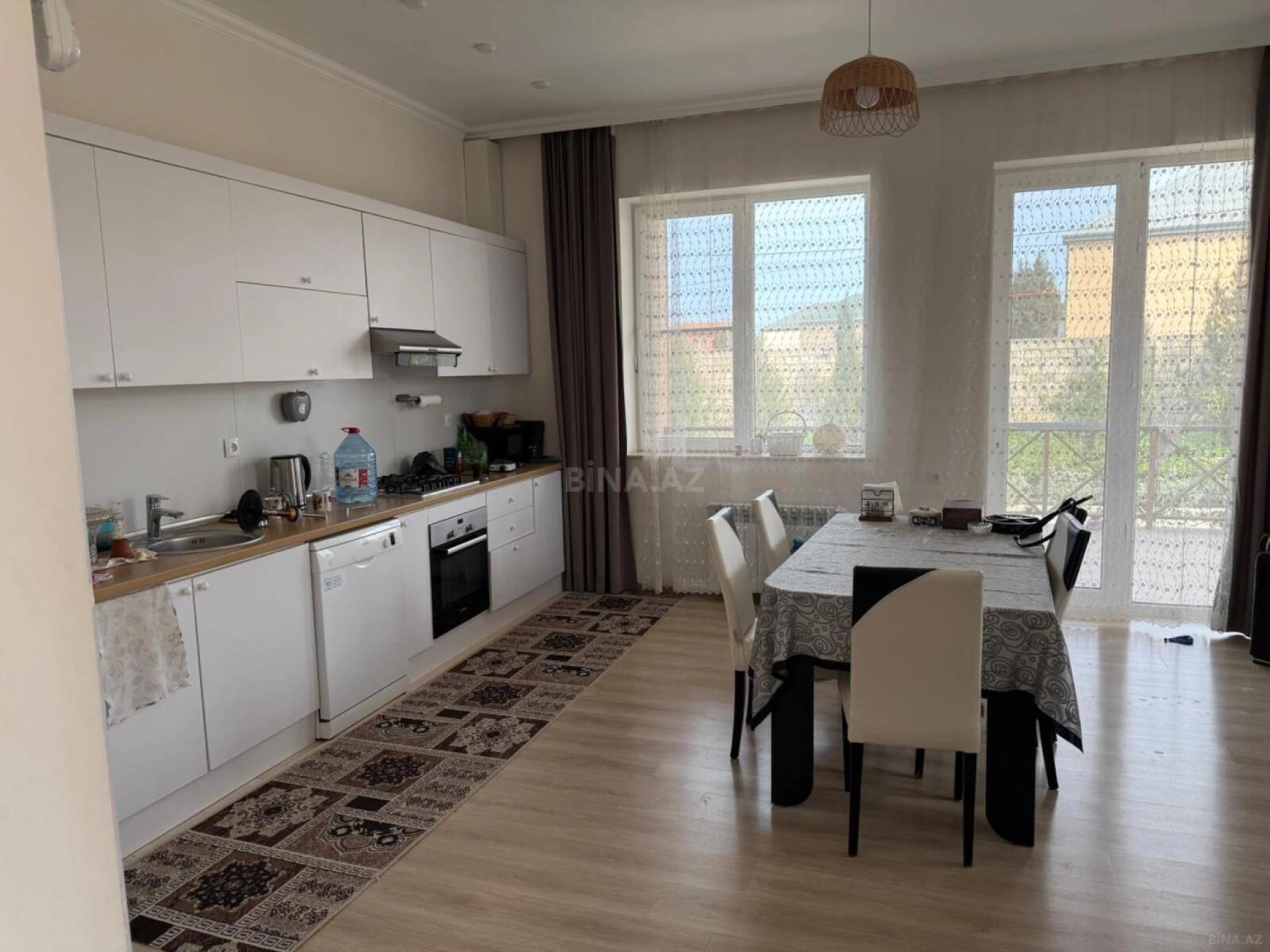 Satılır 4 otaqlı həyət evi 130 m²
