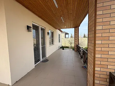 Satılır 4 otaqlı həyət evi 130 m²