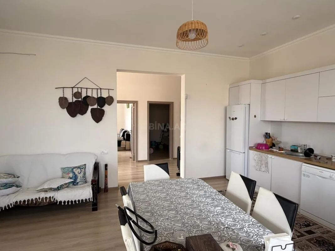 Satılır 4 otaqlı həyət evi 130 m²