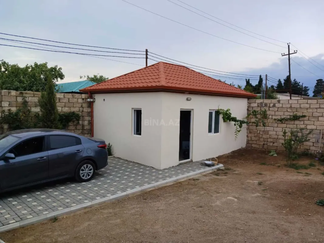 Satılır 4 otaqlı həyət evi 130 m²
