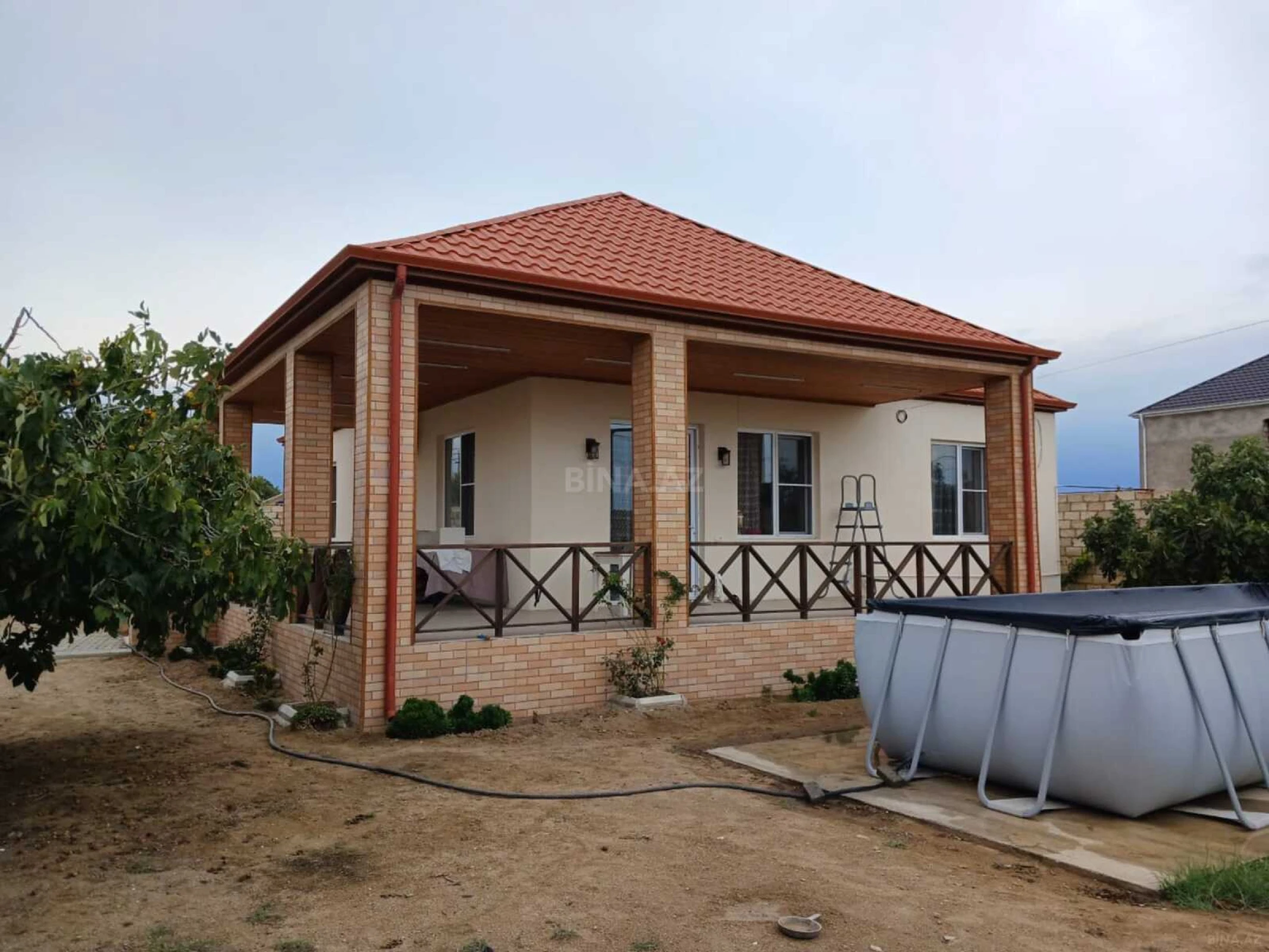 Satılır 4 otaqlı həyət evi 130 m²