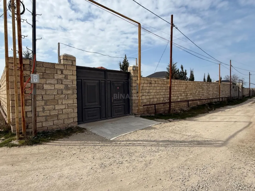 Satılır 4 otaqlı həyət evi 130 m²