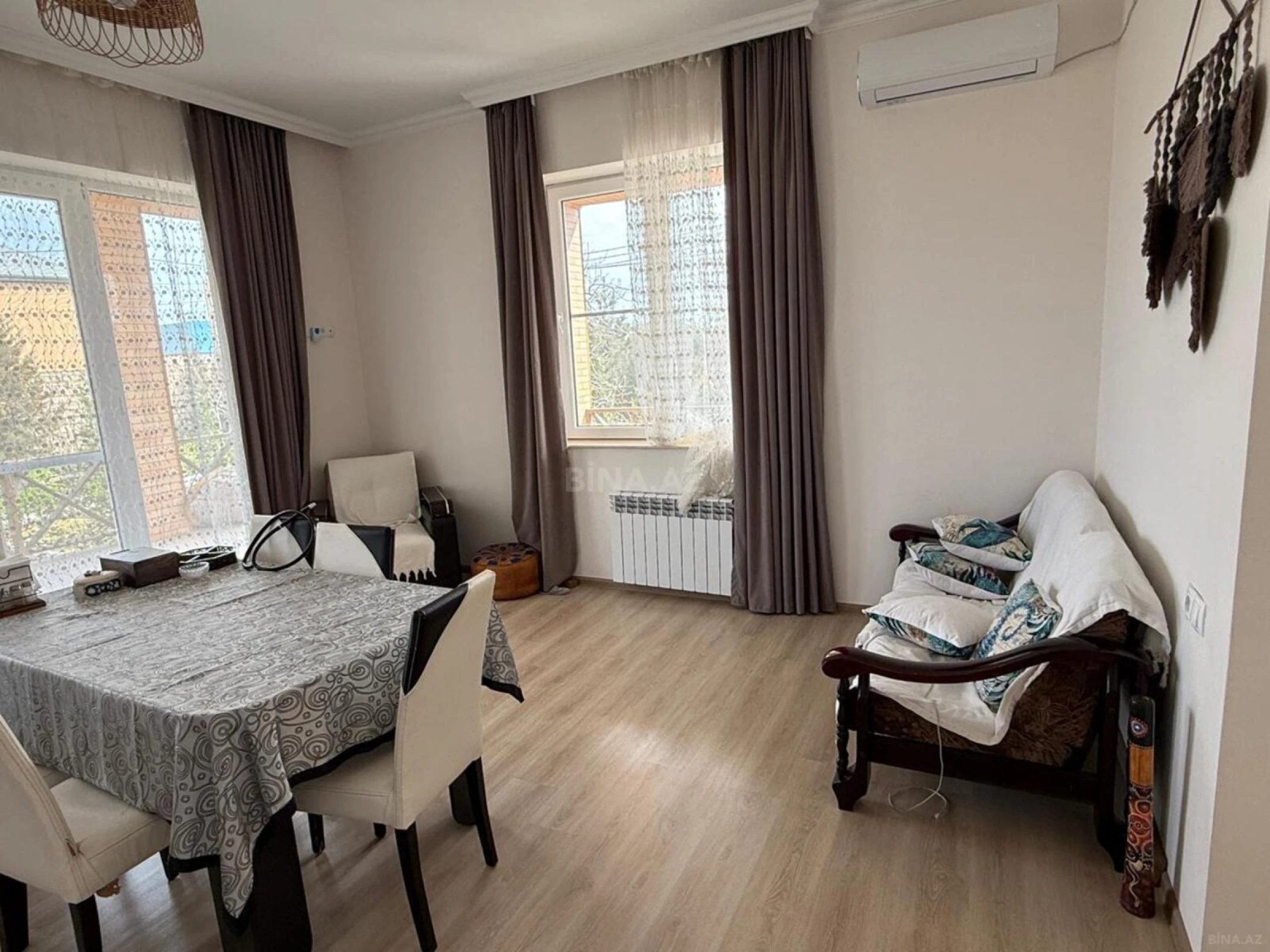 Satılır 4 otaqlı həyət evi 130 m²