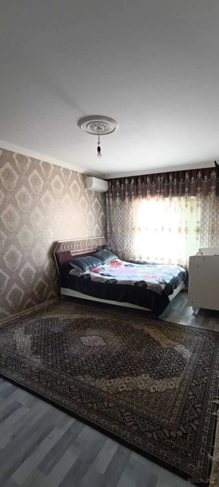Satılır 1 otaqlı mənzil 40 m²