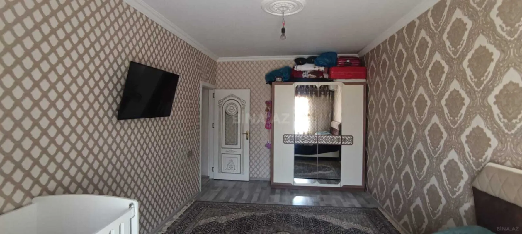 Satılır 1 otaqlı mənzil 40 m²