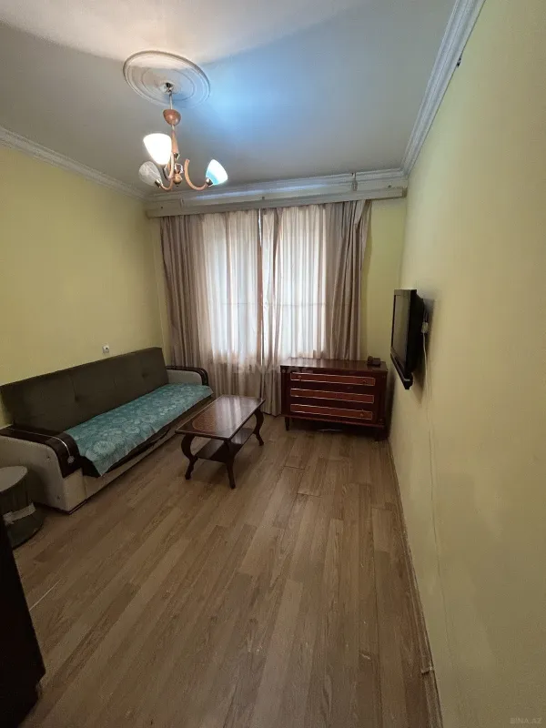 Satılır 2 otaqlı mənzil 45 m²