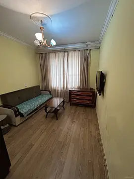 Satılır 2 otaqlı mənzil 45 m²