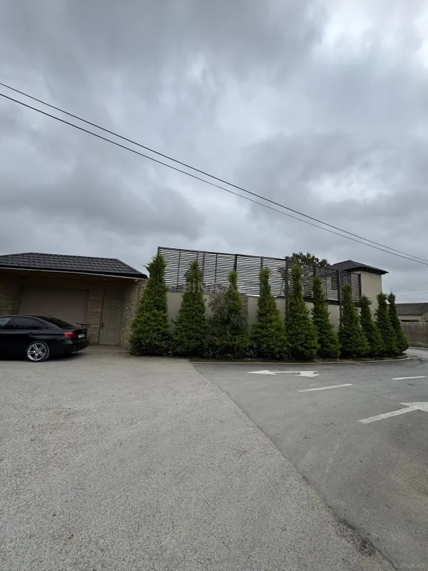 Kirayə verilir 5 otaqlı həyət evi 400 m²