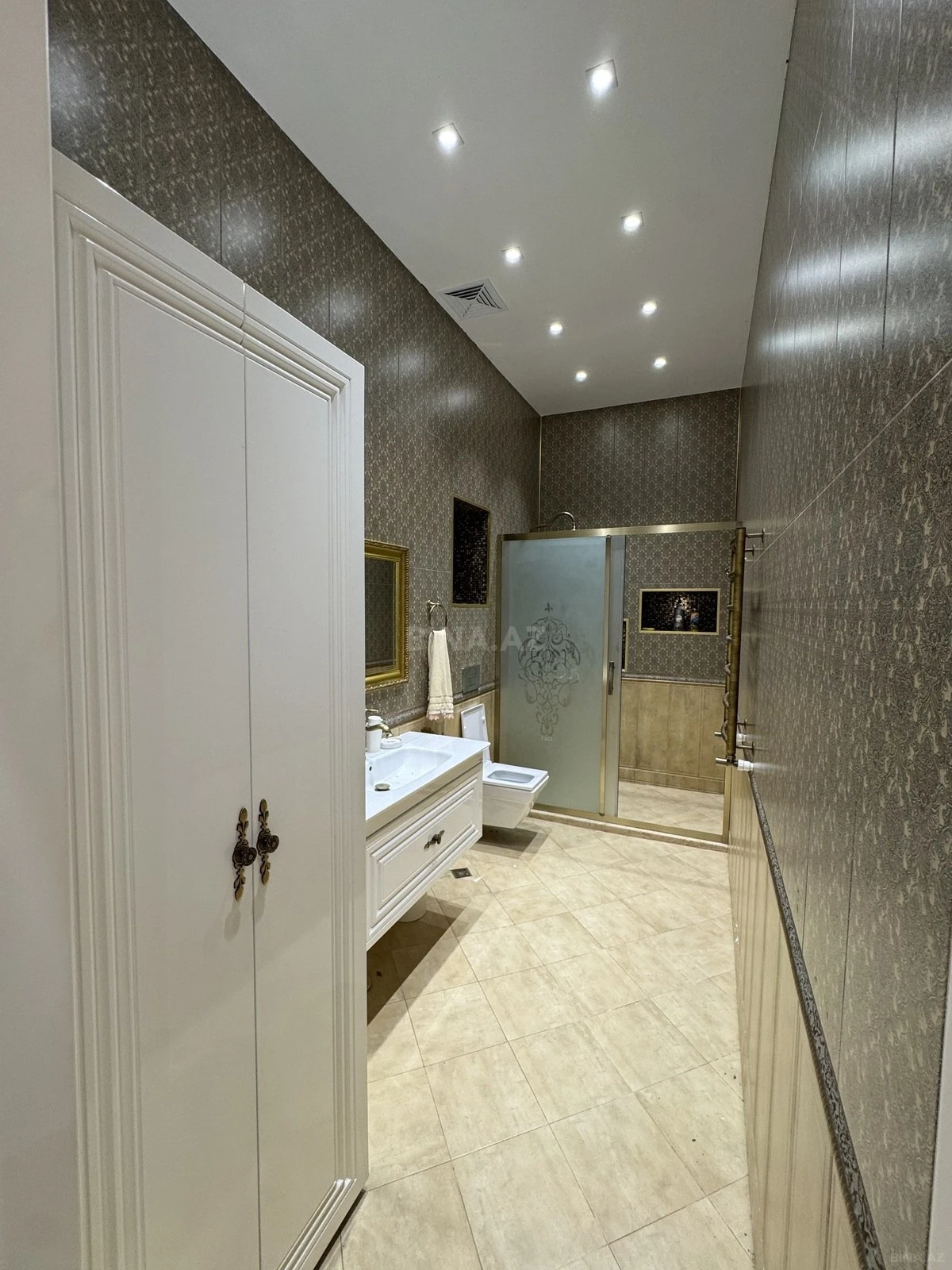 Kirayə verilir 5 otaqlı həyət evi 400 m²