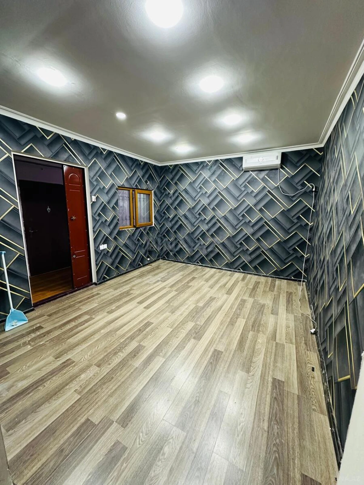 Kirayə verilir 3 otaqlı ofis 80 m²