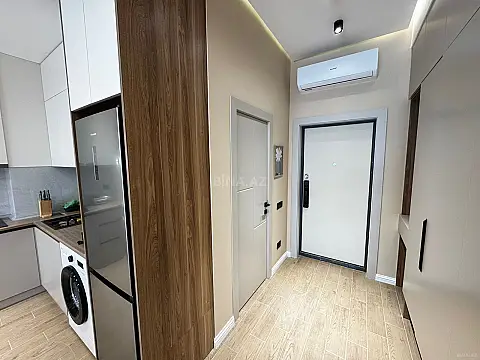 Satılır 1 otaqlı mənzil 58 m²
