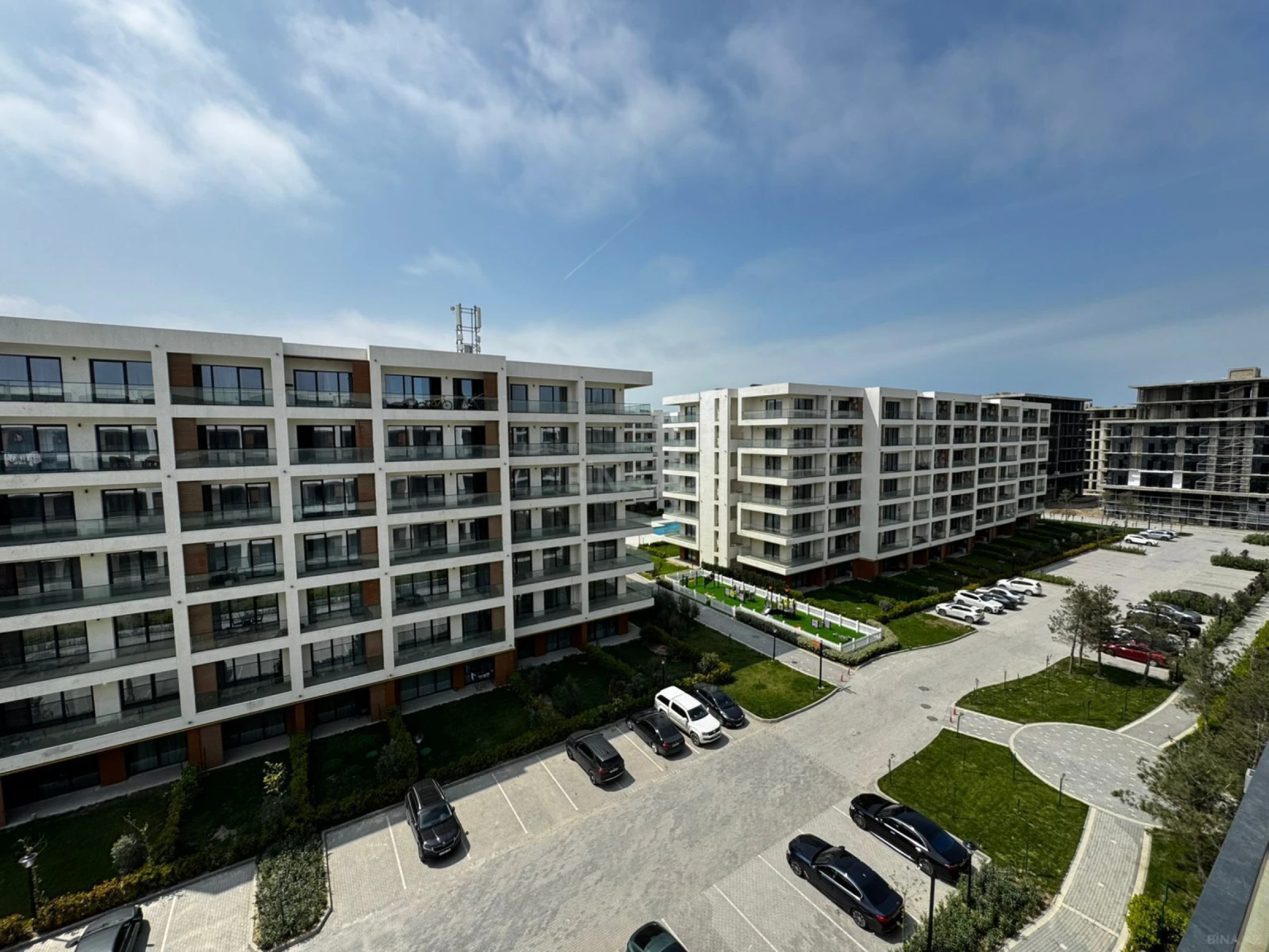 Satılır 1 otaqlı mənzil 58 m²