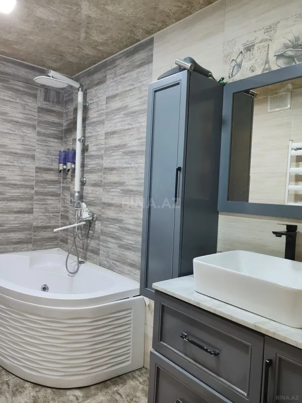 Satılır 2 otaqlı mənzil 62 m²