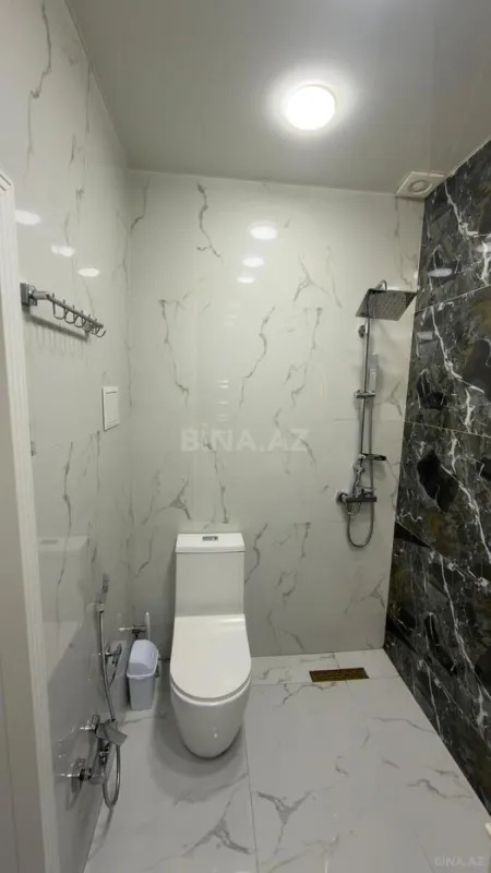 Satılır 2 otaqlı mənzil 83 m²