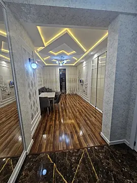 Satılır 2 otaqlı mənzil 68 m²