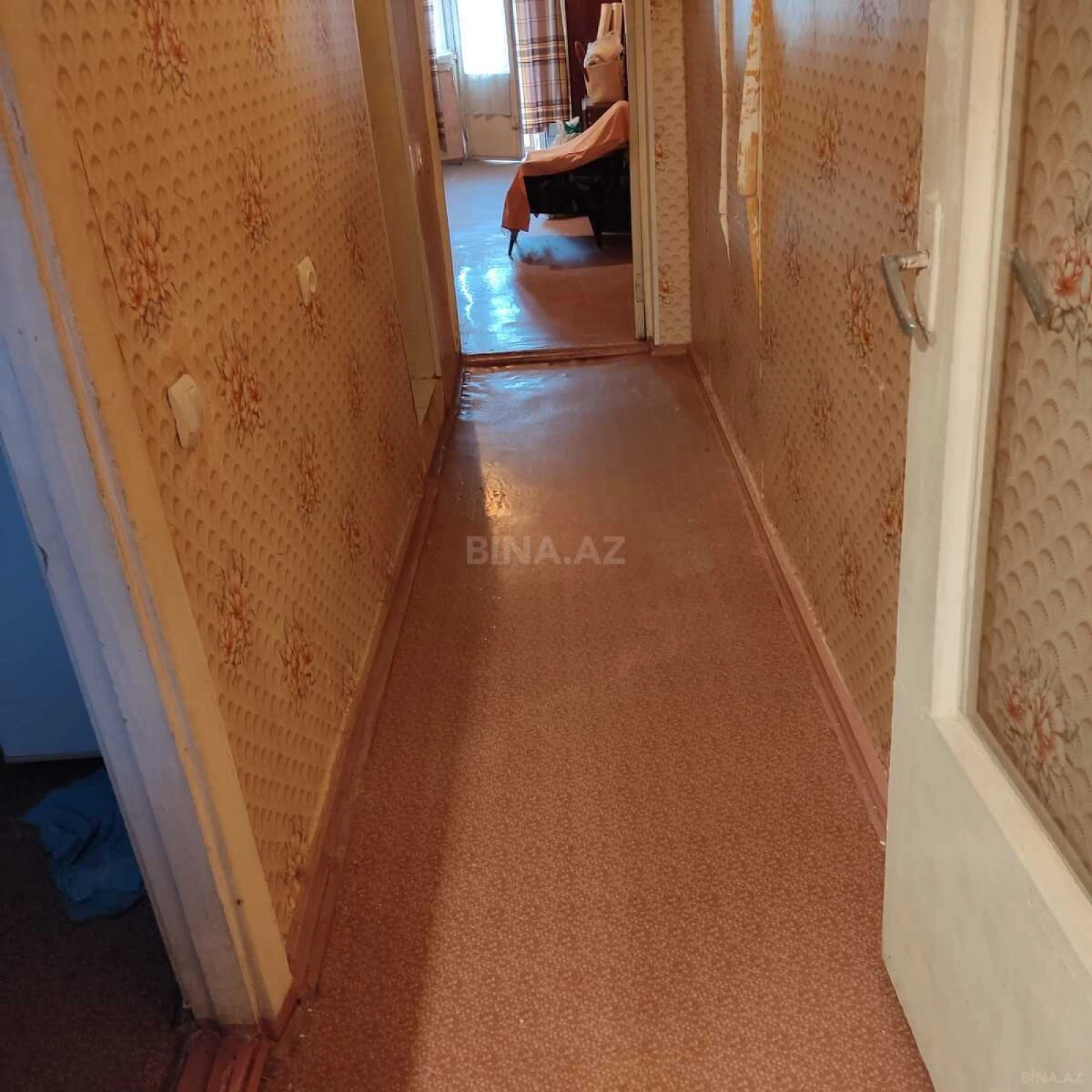 Satılır 1 otaqlı mənzil 40 m²