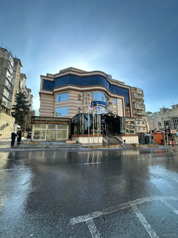 Kirayə verilir 2 otaqlı mənzil 65 m²