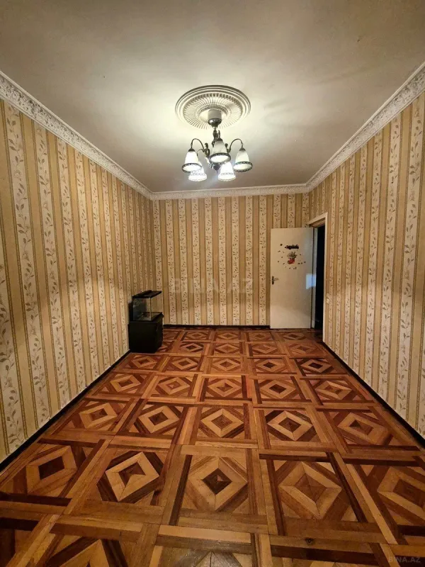 Kirayə verilir 2 otaqlı mənzil 65 m²