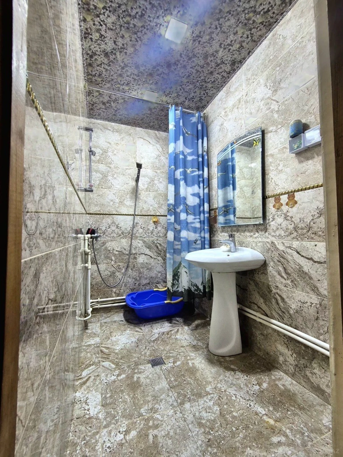 Kirayə verilir 2 otaqlı mənzil 65 m²