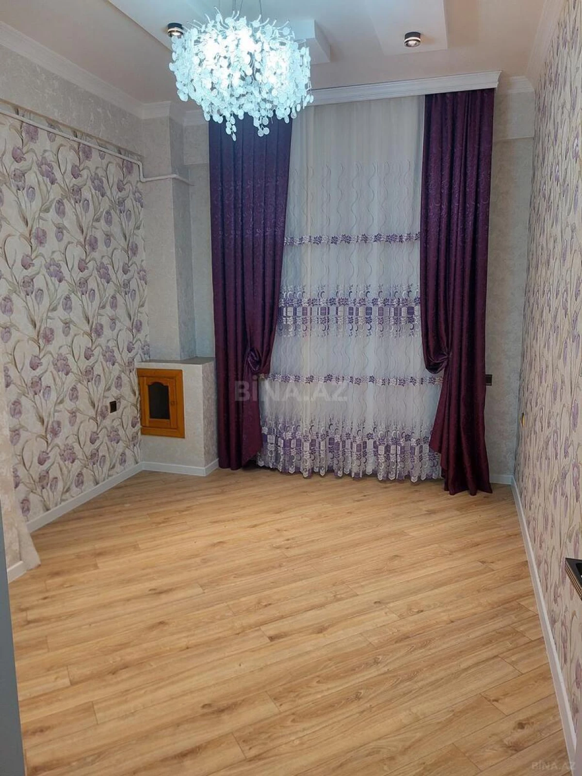 Satılır 2 otaqlı mənzil 69 m²