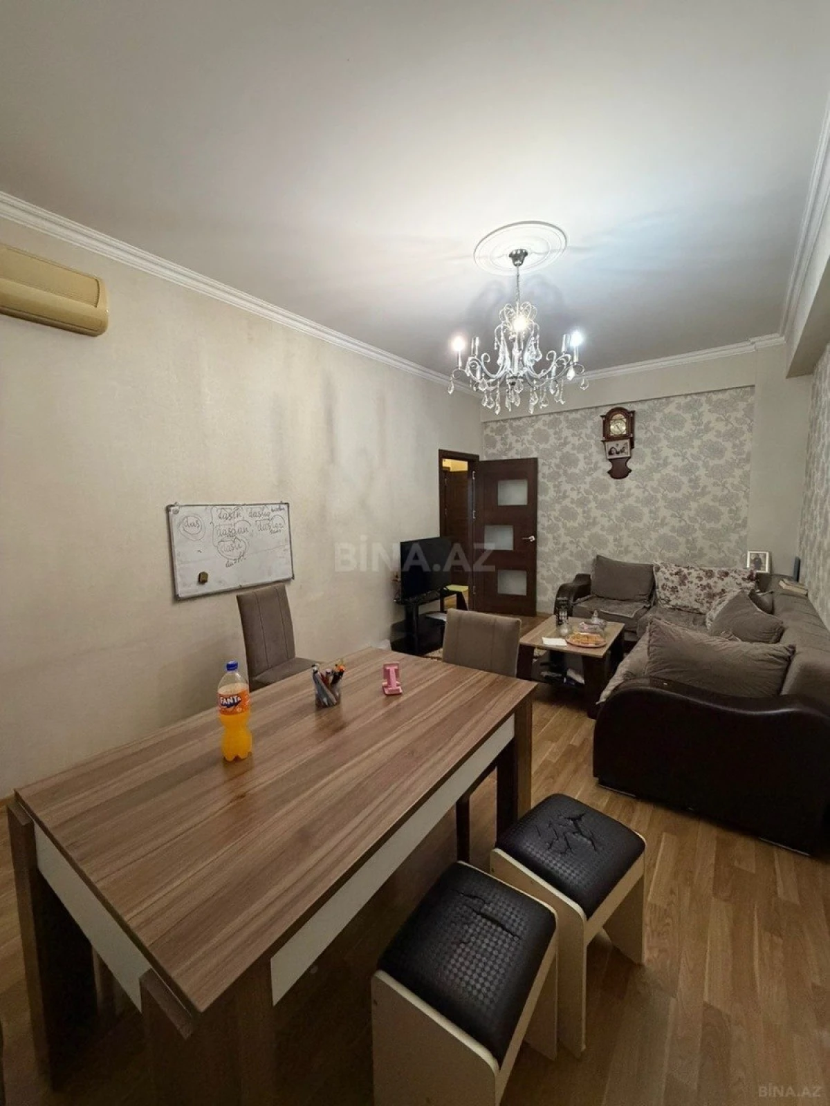 Satılır 3 otaqlı mənzil 83 m²