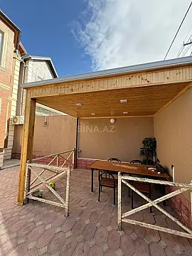 Satılır 6 otaqlı həyət evi 246 m²
