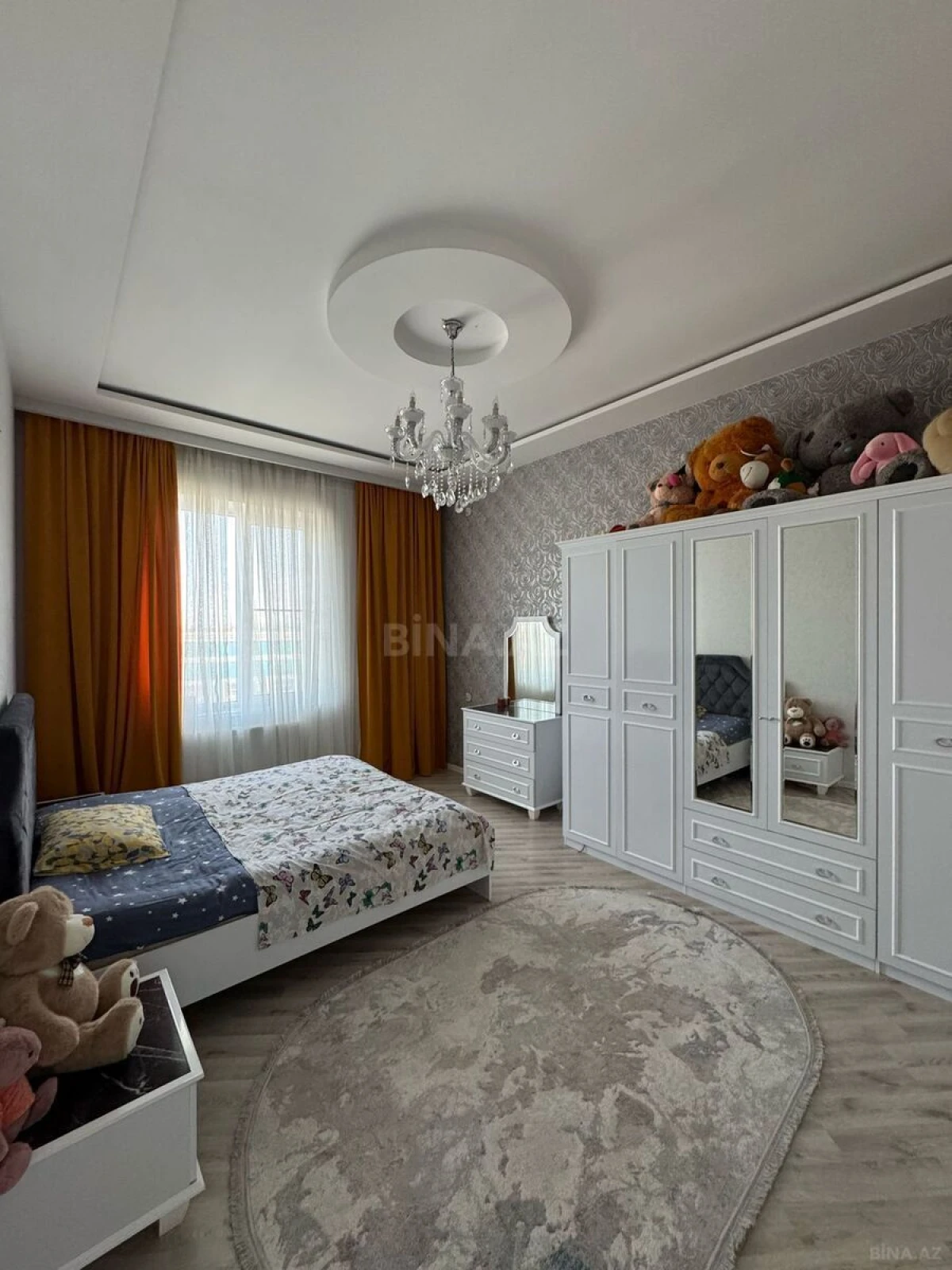 Satılır 6 otaqlı həyət evi 246 m²