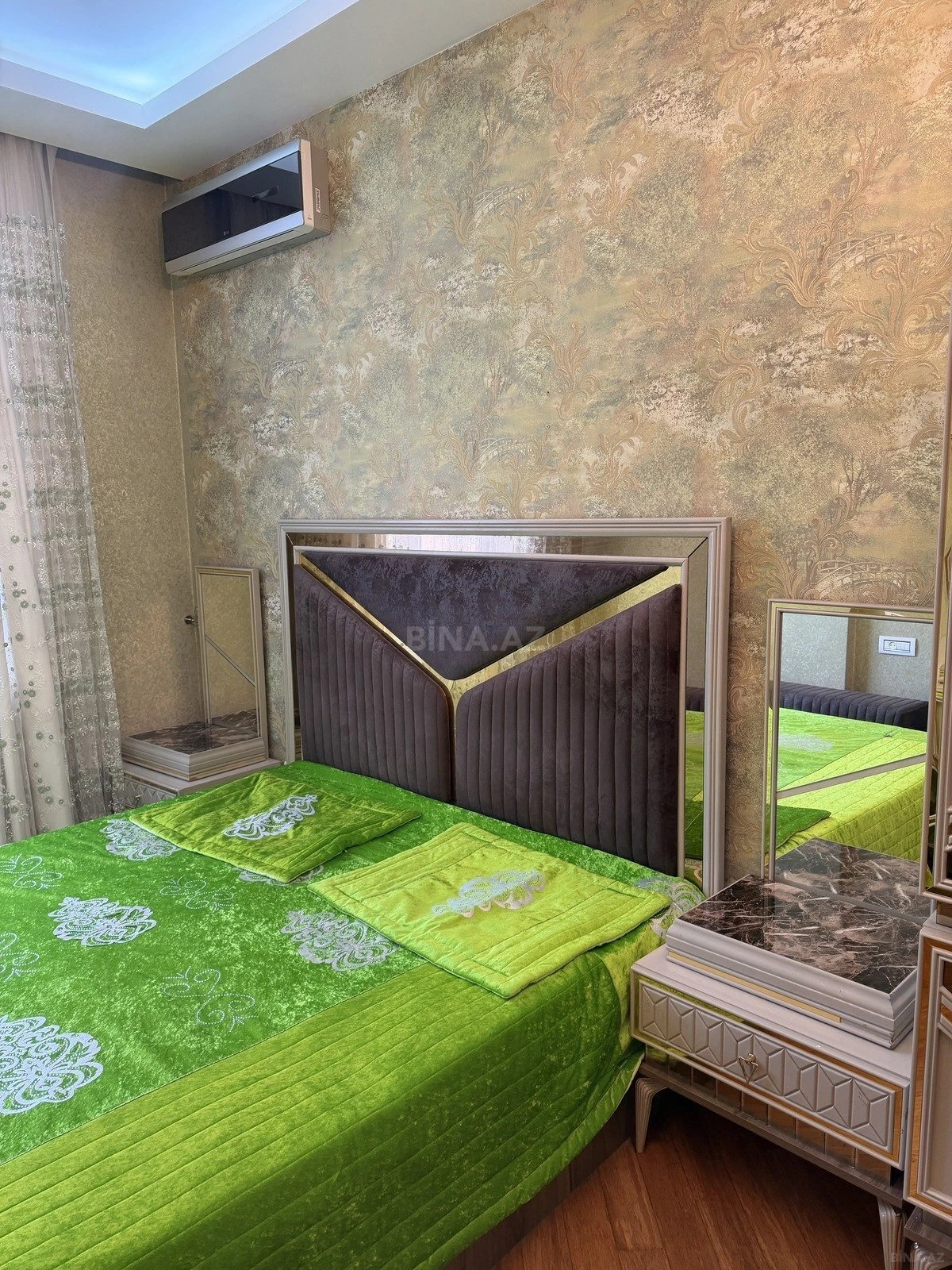 Kirayə verilir 3 otaqlı mənzil 147 m²