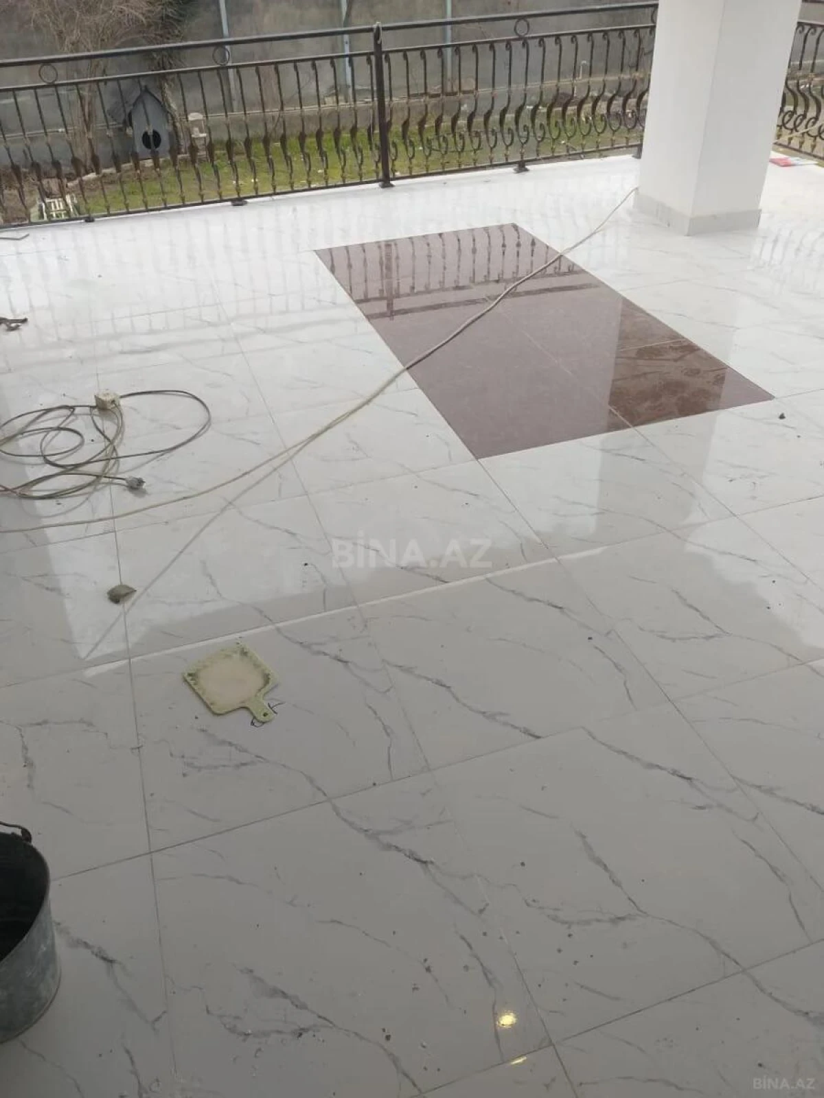 Kirayə verilir 8 otaqlı həyət evi 400 m²