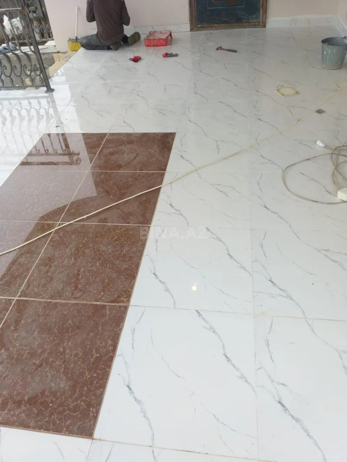 Kirayə verilir 8 otaqlı həyət evi 400 m²