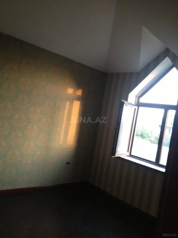 Kirayə verilir 8 otaqlı həyət evi 400 m²