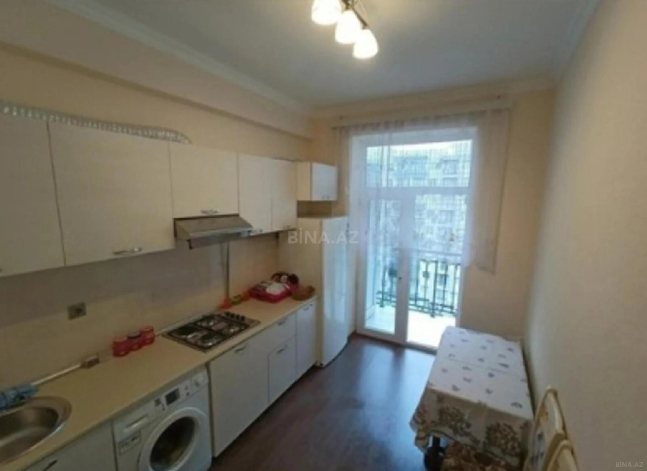 Satılır 2 otaqlı mənzil 60 m²