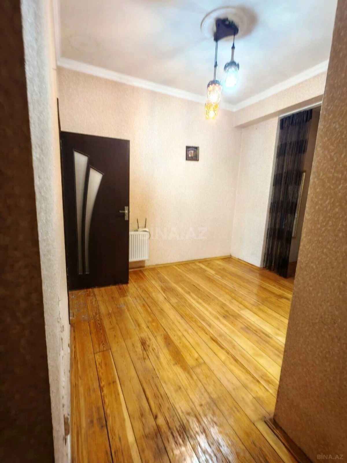 Satılır 3 otaqlı mənzil 120 m²