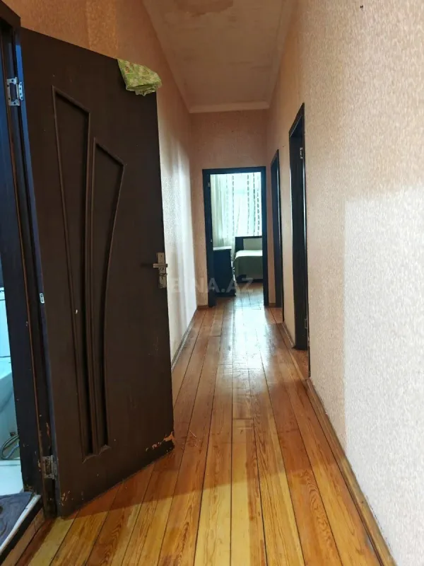 Satılır 3 otaqlı mənzil 120 m²