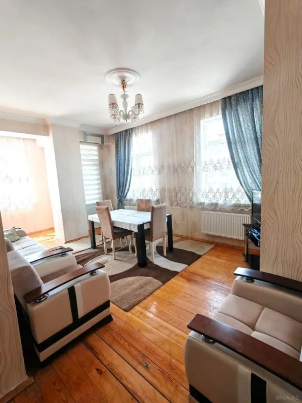 Satılır 3 otaqlı mənzil 120 m²