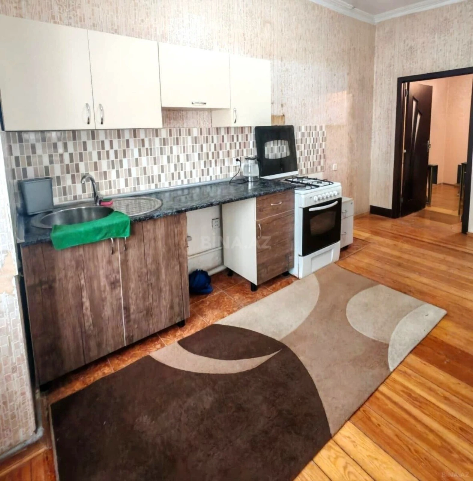 Satılır 3 otaqlı mənzil 120 m²