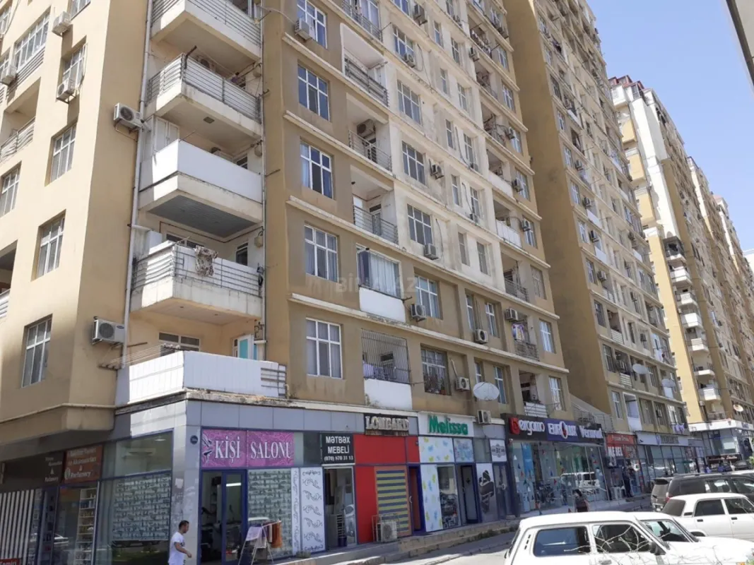 Satılır 2 otaqlı mənzil 44 m²