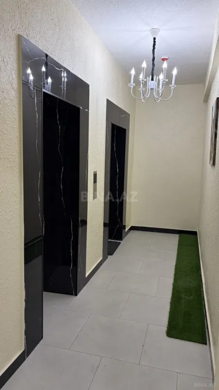 Satılır 2 otaqlı mənzil 78 m²