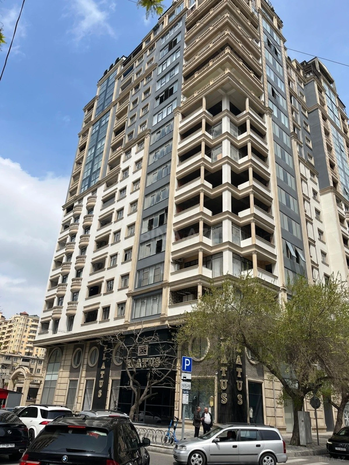 Satılır 2 otaqlı mənzil 78 m²