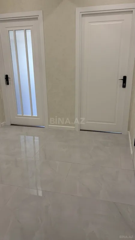 Satılır 2 otaqlı mənzil 78 m²