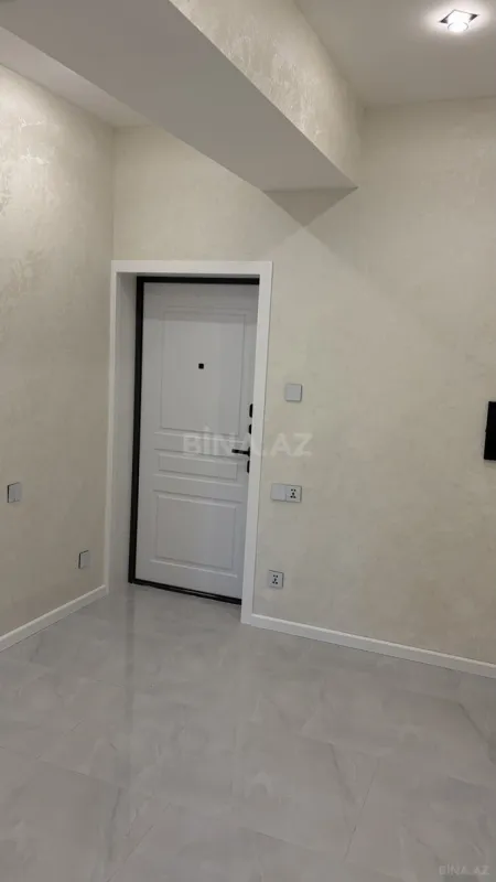 Satılır 2 otaqlı mənzil 78 m²