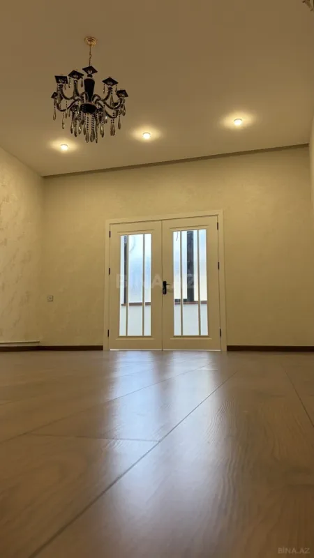 Satılır 2 otaqlı mənzil 78 m²