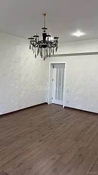 Satılır 2 otaqlı mənzil 78 m²