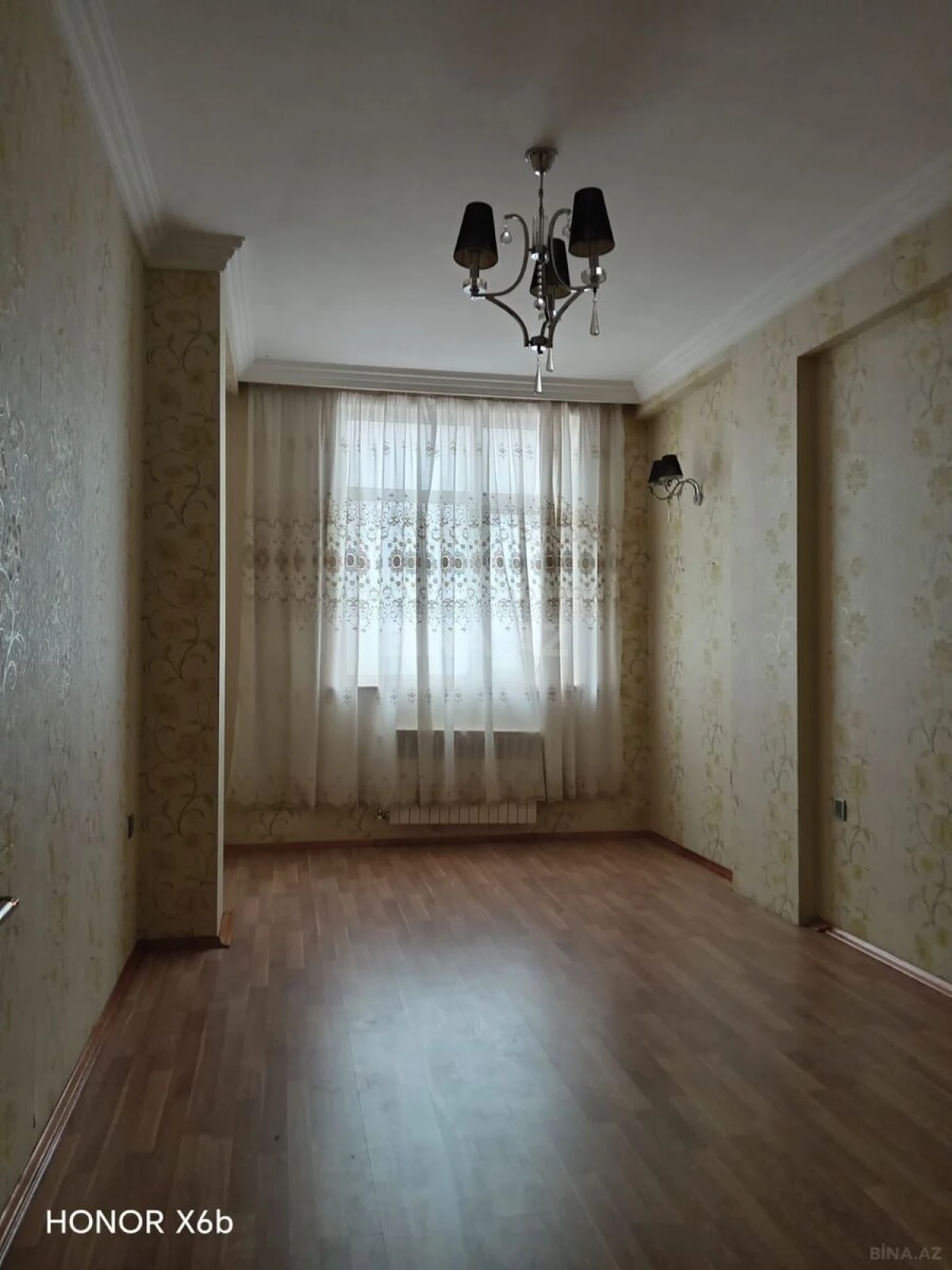 Kirayə verilir 2 otaqlı mənzil 100 m²