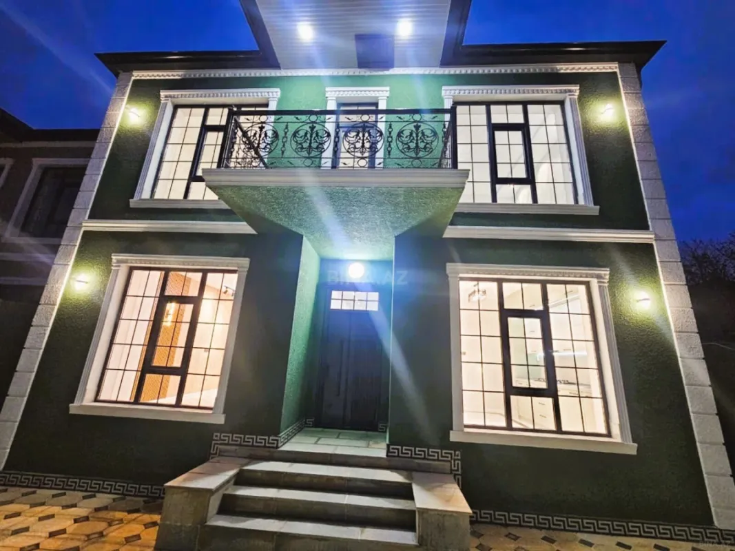 Satılır 5 otaqlı həyət evi 190 m²
