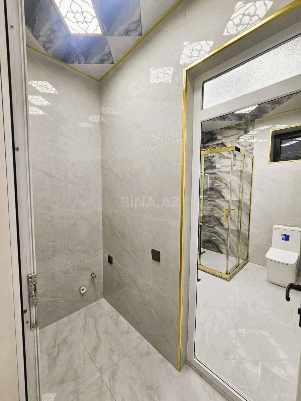 Satılır 5 otaqlı həyət evi 190 m²