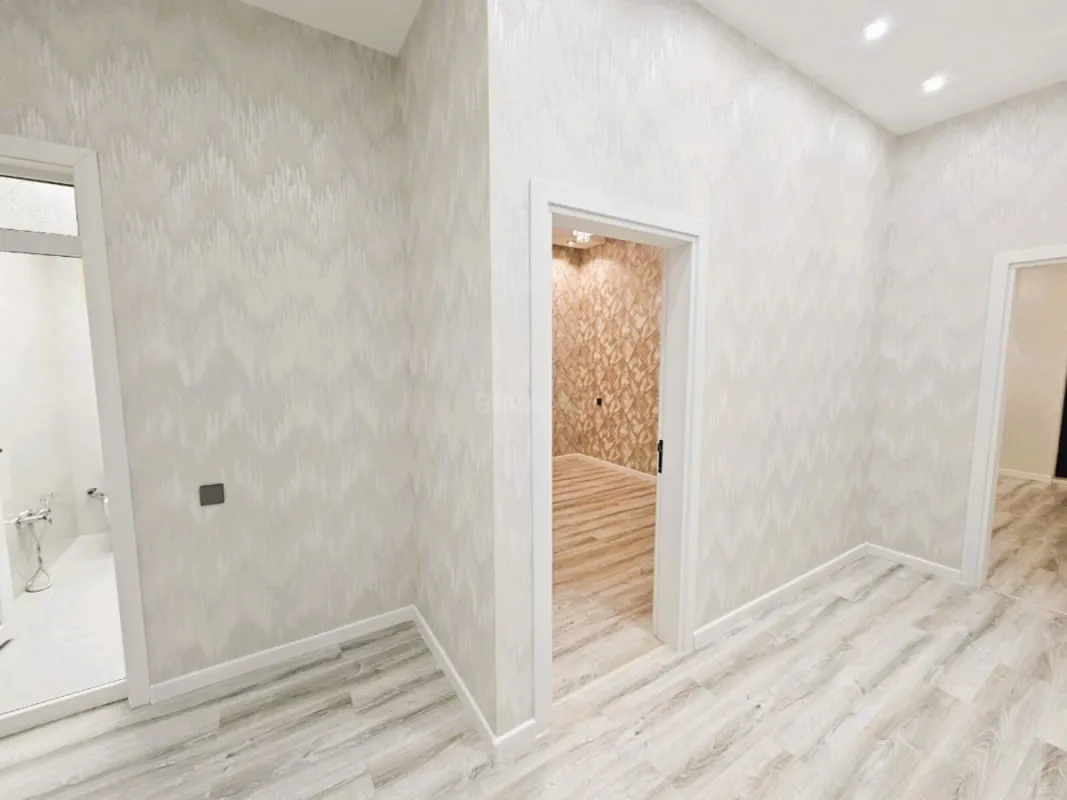 Satılır 5 otaqlı həyət evi 190 m²