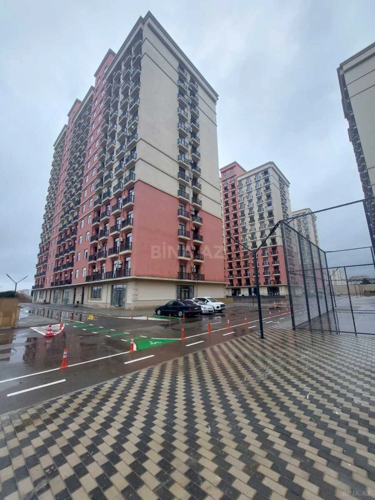 Satılır 1 otaqlı mənzil 52 m²