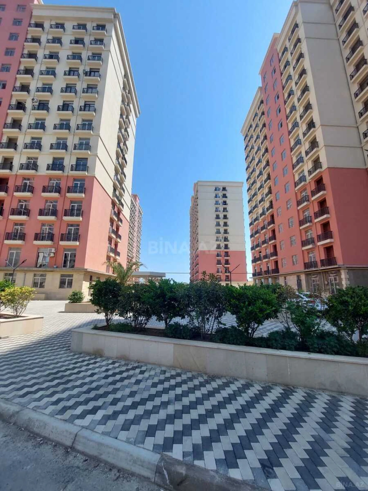 Satılır 1 otaqlı mənzil 52 m²