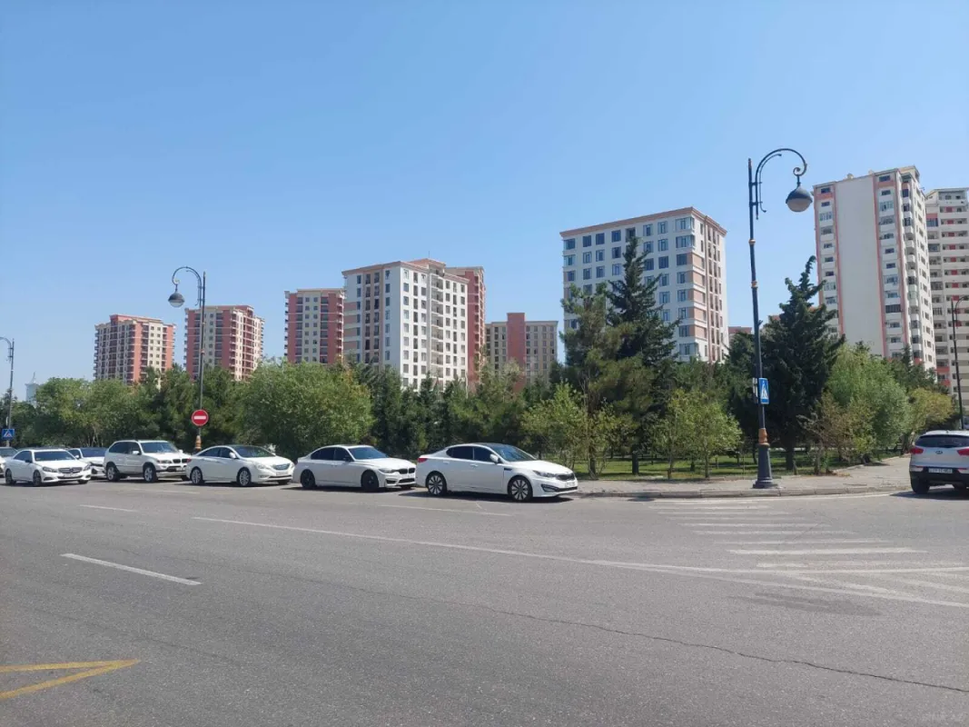 Satılır 1 otaqlı mənzil 52 m²